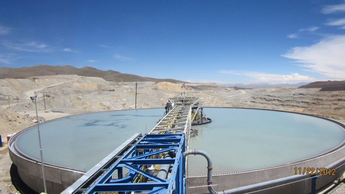 You see a DELKOR 60 m High Density Thickener installed in Peru.