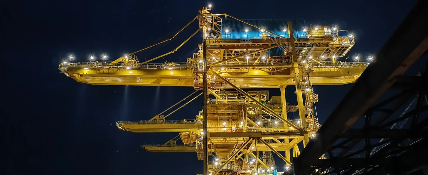 TAKRAF Grab Type Ship Unloader installed for handling coal.