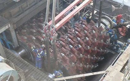 Hybrid crushers for oil sand and hard rock in Canada.