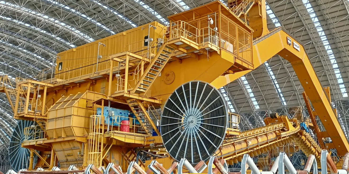 Reference picture of TAKRAF Semi-Portal Reclaimers