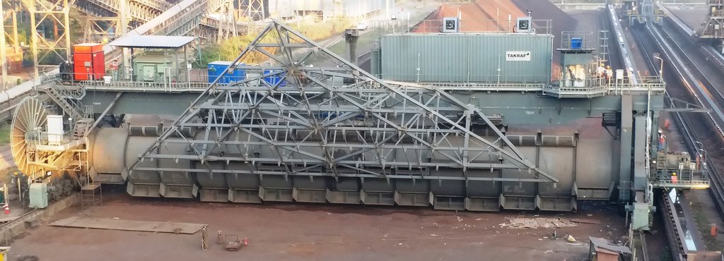 Barrel reclaimer at a steel producer´s plant