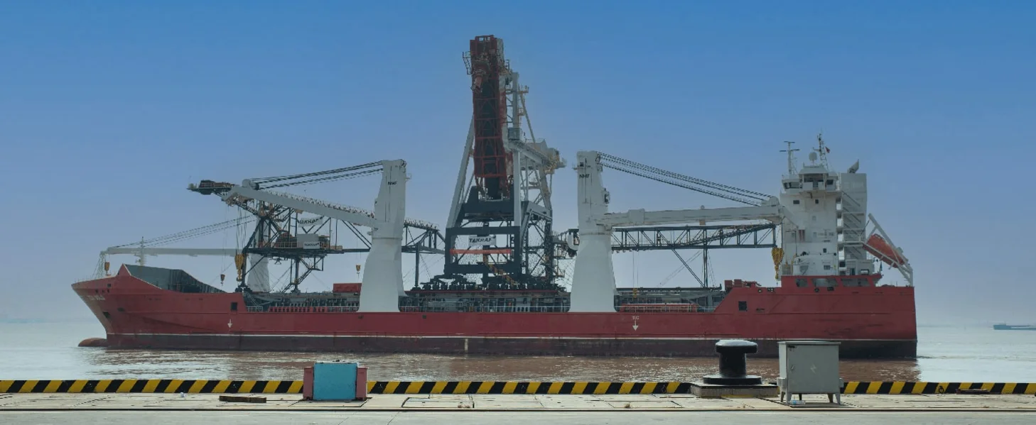 TAKRAF Ship Unloader on the way to its destination.