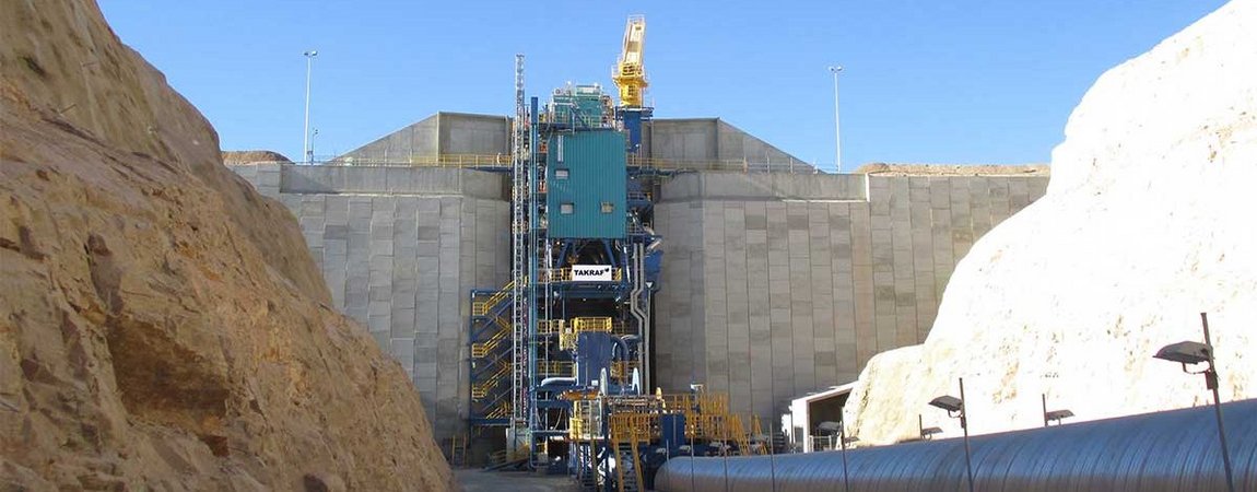 Crushing plant with a capacity of 7,250 t/h copper ore in Chile. 