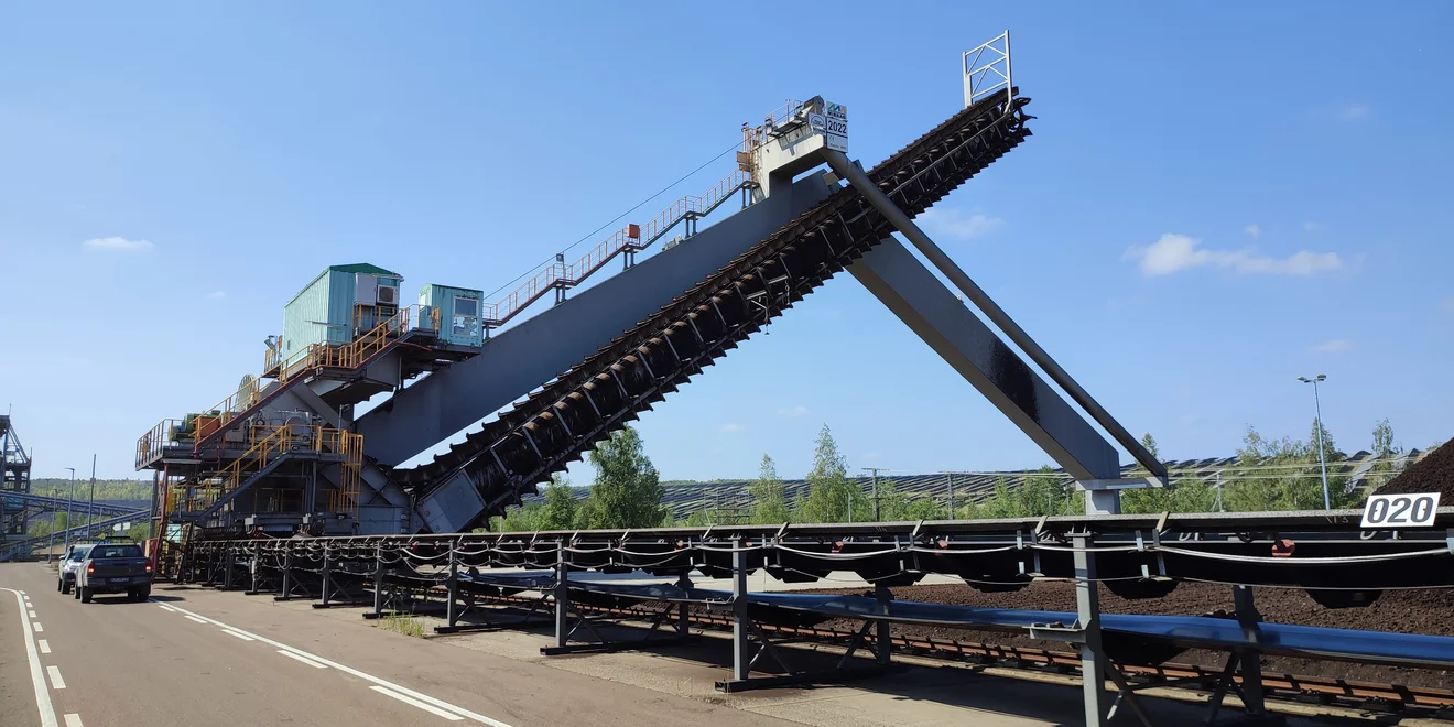 TAKRAF Scraper Reclaimer 2400 t/h, Germany.