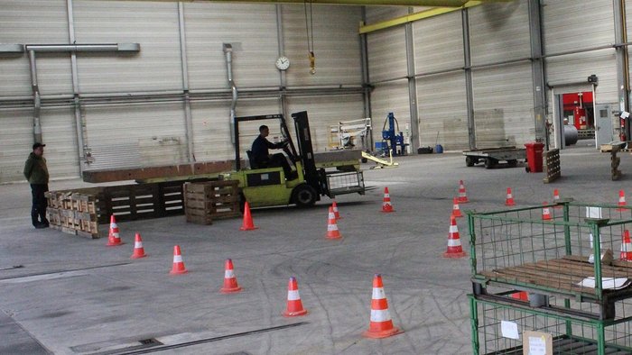 Safety Day forklift training at TAKRAF Product & Service Center in Lauchhammer.
