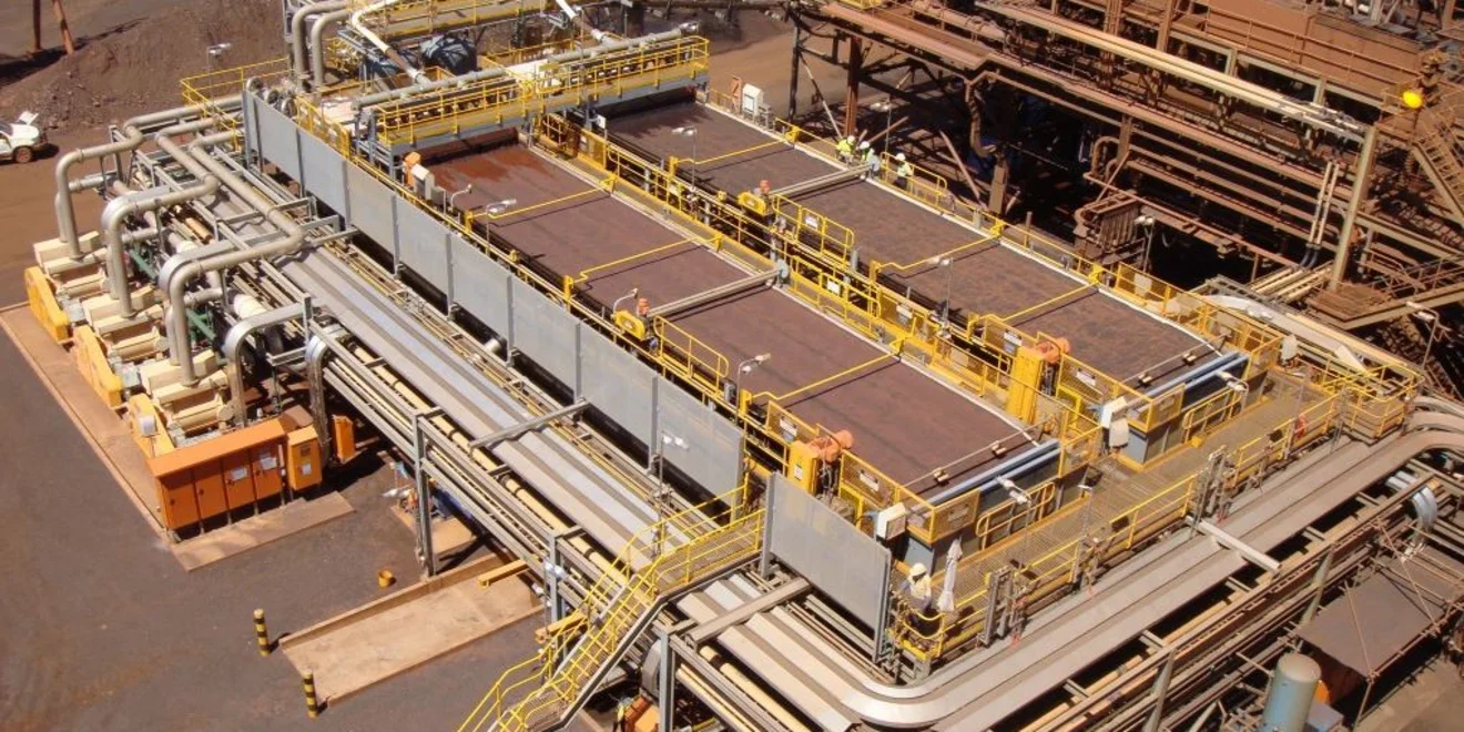 Two 85 m² Horizontal Belt Filters for iron ore concentrate filtration