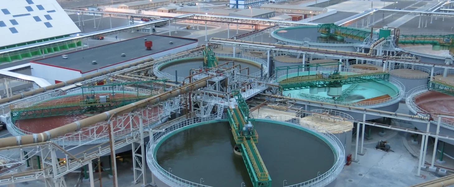 4 x 30 m diameter, 2 x 32 m diameter and 2 x 39 m diameter high rate thickeners with elevated steel design to treat potash in Garlyk, Turkmenistan.