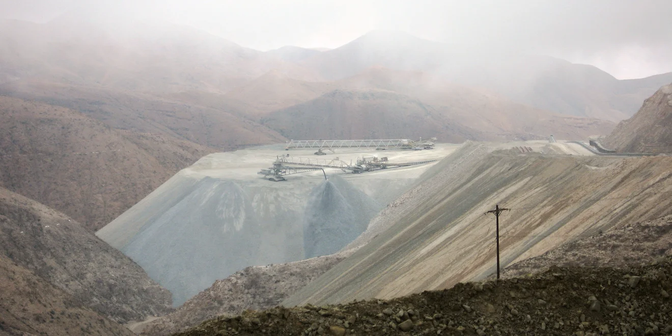 TAKRAF Stacking System for a permanent leach pad